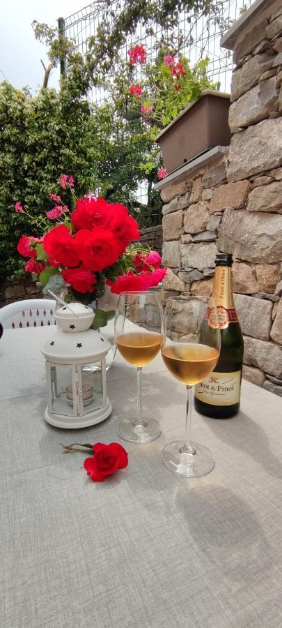 Casa Cristina Villa Montale  Екстериор снимка
